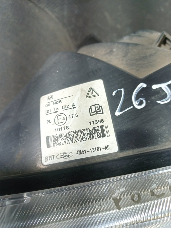 Farol Frontal FORD Focus II Esquerdo 4M5113101AD