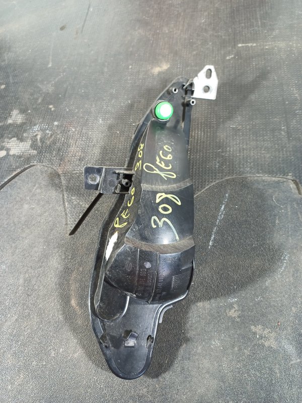 Farol Frontal PEUGEOT 308 II ESQ PISCA 9678039380G