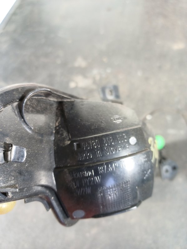 Farol Frontal PEUGEOT 308 II ESQ PISCA 9678039380G