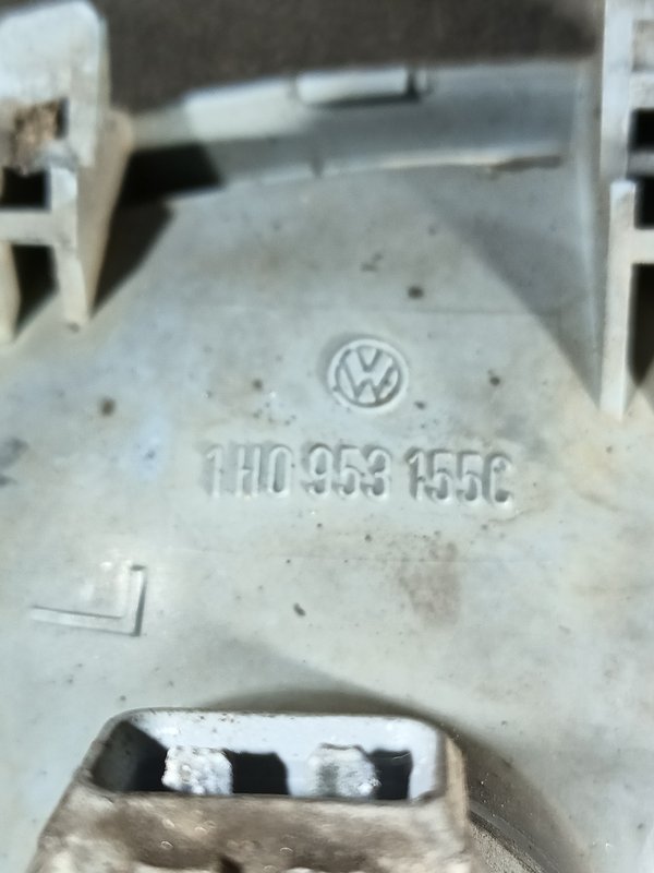 Farol Frontal VW GOLF III ESQ 1H0953155C PISCA