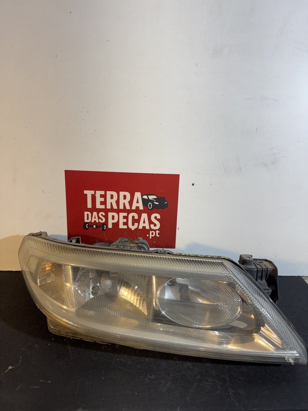 Farol Frontal Renault Laguna II / I 8200002847
