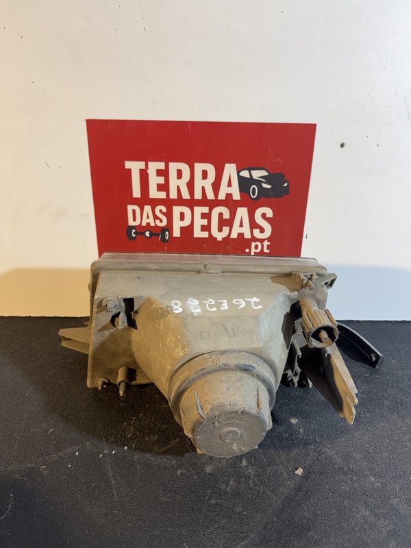Farol Frontal Renault 9 Direito 67506609