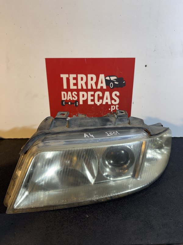 Farol Frontal Audi A4 B5.5 Esquerdo 084411137L