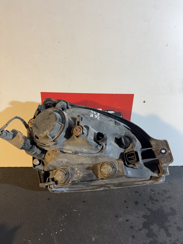Farol Frontal Hyundai Tucson I Esquerda 921032E021