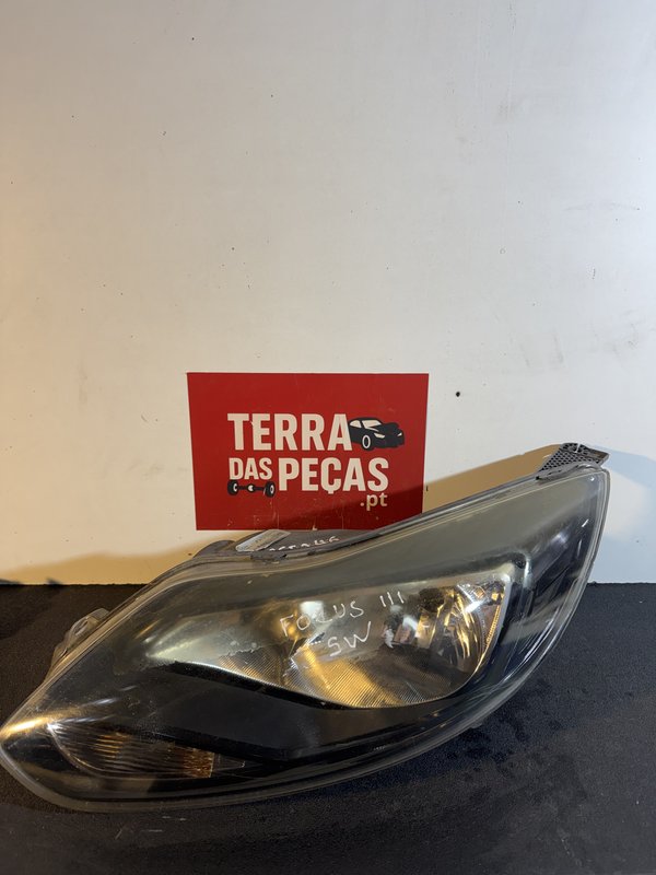 Farol Frontal Ford Focus III Esquerda BM51-13W030-CH
