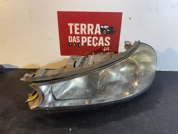 Farol Frontal Ford Mondeo II Esquerda PM98BG13006FB