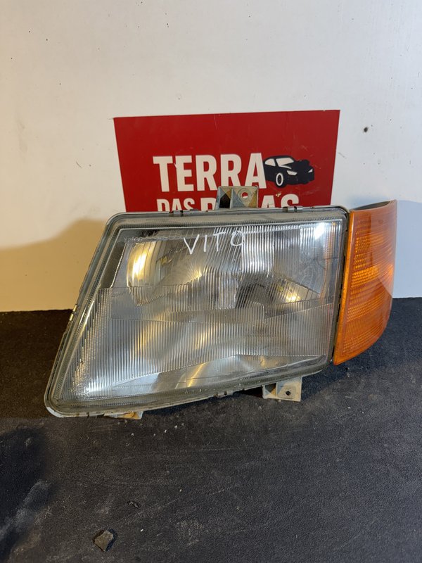 Farol Frontal Mercedes W638 Esquerdo 6388201961