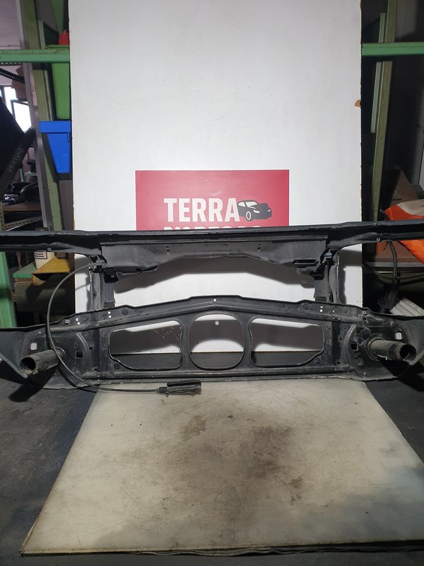 Frente Fibra BMW E46 8211467