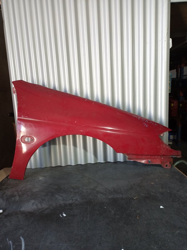 Guarda Lamas Renault Megane I DIREITO Vermelho
