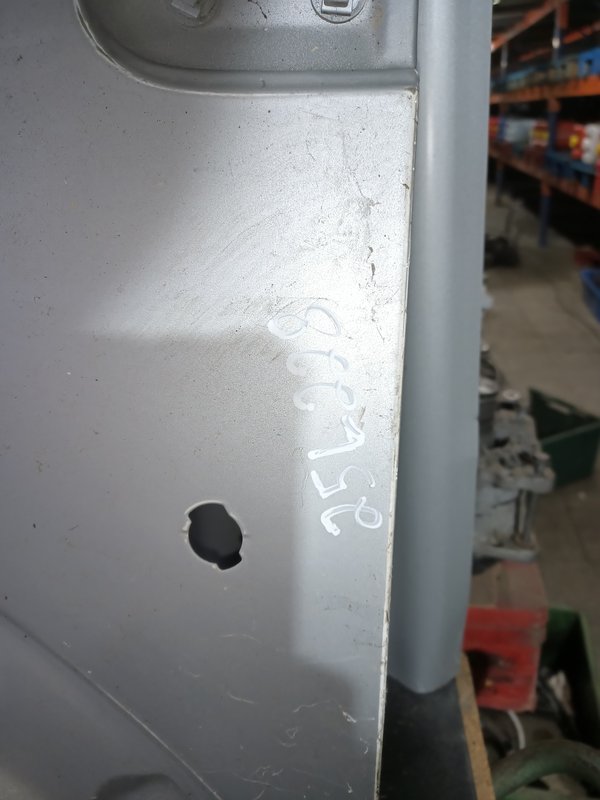 Guarda Lamas Ford Connect MK1 ESQUERDO Cinza