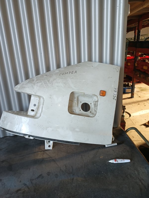 Guarda Lamas Citroen Jumper/Boxer I ESQUERDO branco