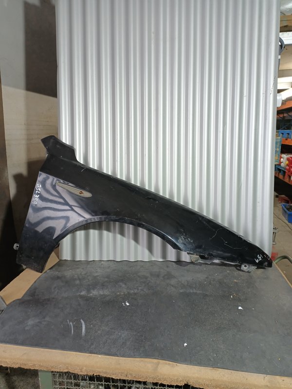 Guarda Lamas Alfa Romeo 159 DIREITO Preto