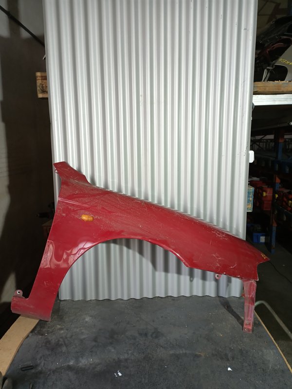 Guarda Lamas Alfa Romeo 147 DIREITO Vermelho