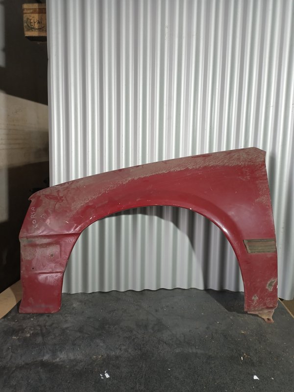 Guarda Lamas Opel Corsa A ESQUERDO Vermelho