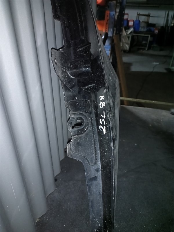 Guarda Lamas Peugeot 3008 I DIREITO Preto