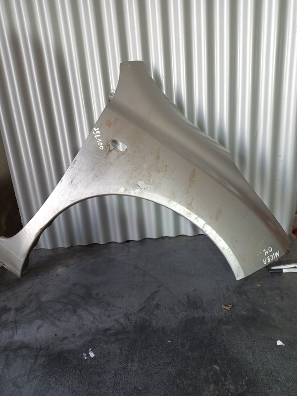 Guarda Lamas Nissan Micra MK3 DIREITO Cinza