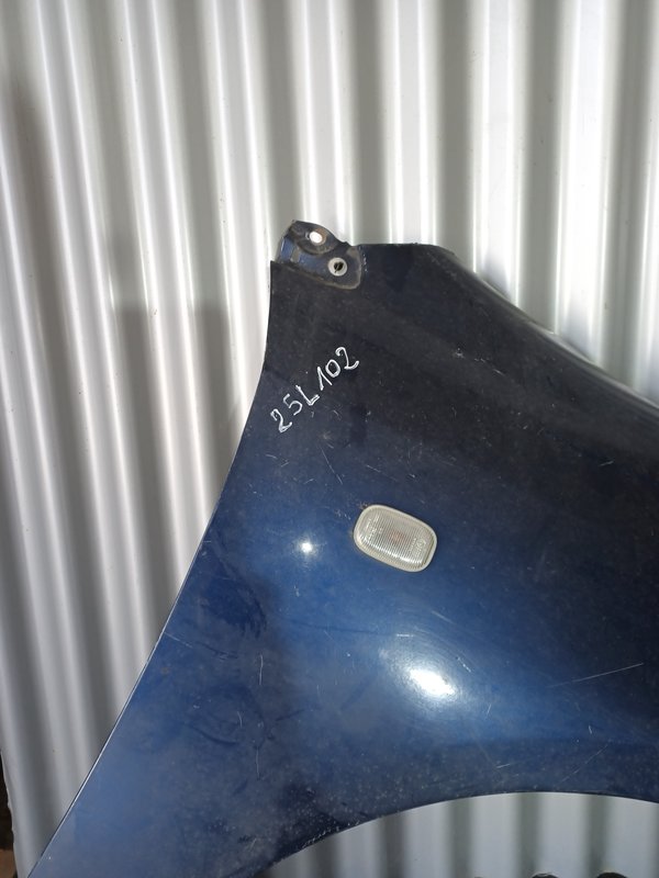 Guarda Lamas Toyota Corolla MK9 DIREITO Azul
