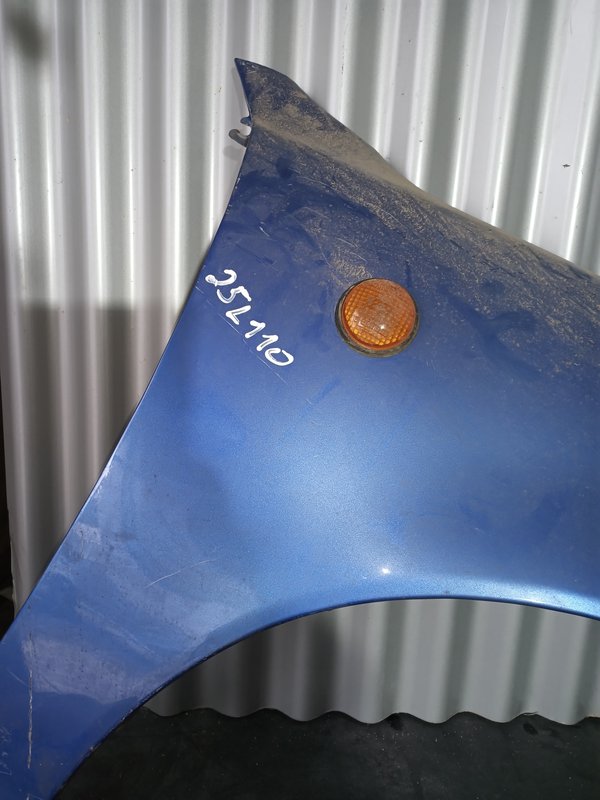 Guarda Lamas Nissan Micra MK2 DIREITO Azul