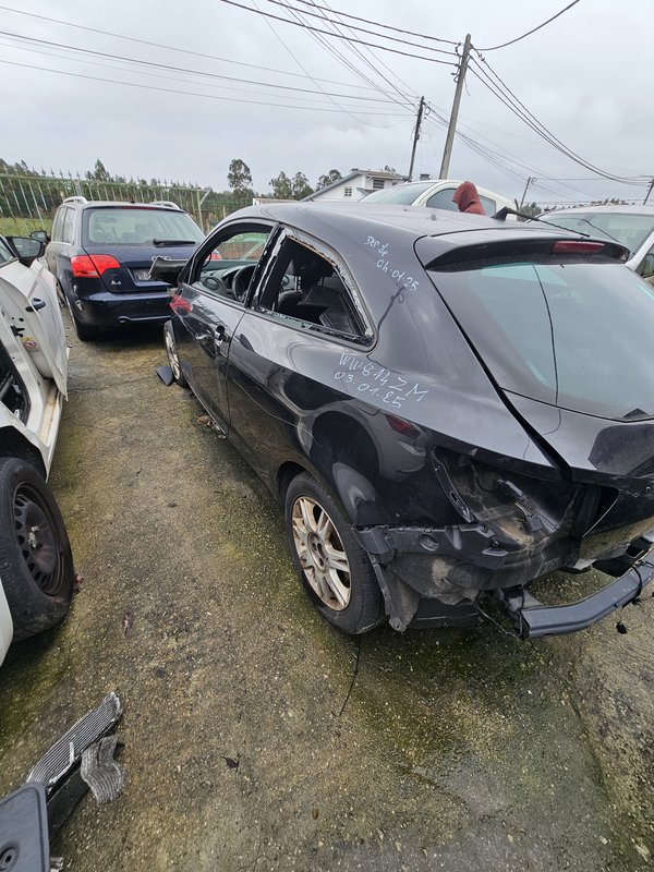 Lateral Esquerda Seat Ibiza 6J