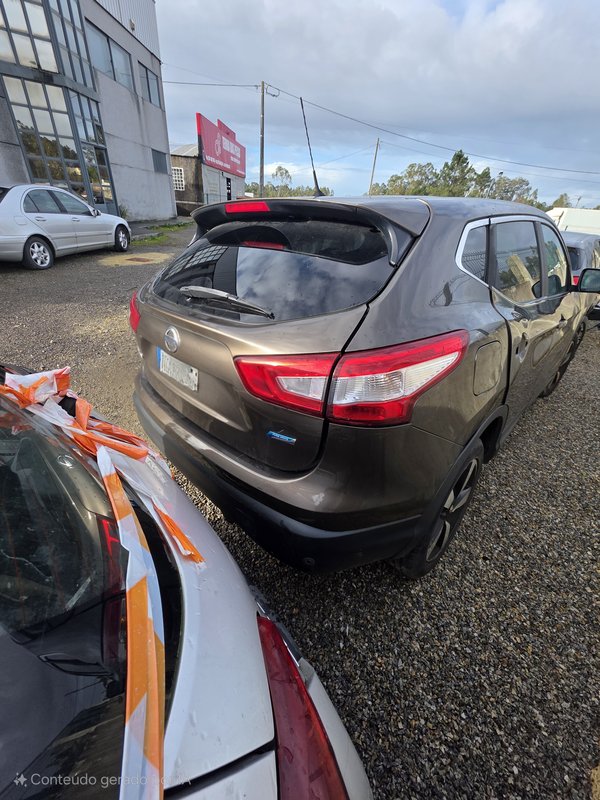 Traseira Nissan Qashqai J11