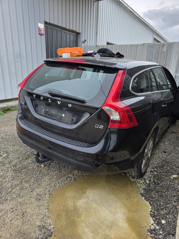 Traseira Volvo V60 Van I