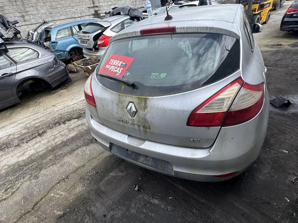 Traseira Renault Megane III