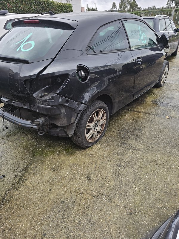 Lateral Direita Seat Ibiza 6J