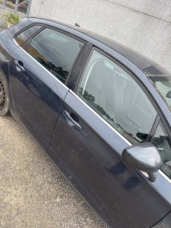 Lateral Direito C4 II