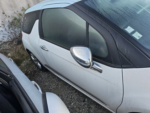Lateral Direita DS3