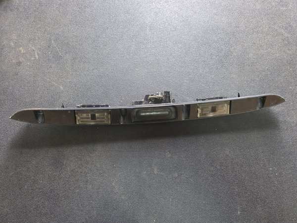Botao abertura Mala BMW E46 8208504
