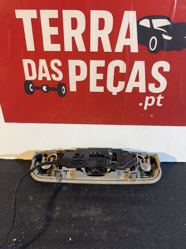 Plafonier Audi A4 B6 8E0947111A