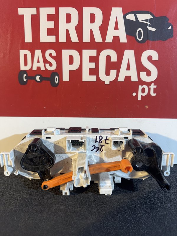 Botao de Sofagem Peugeot 208 E1063071
