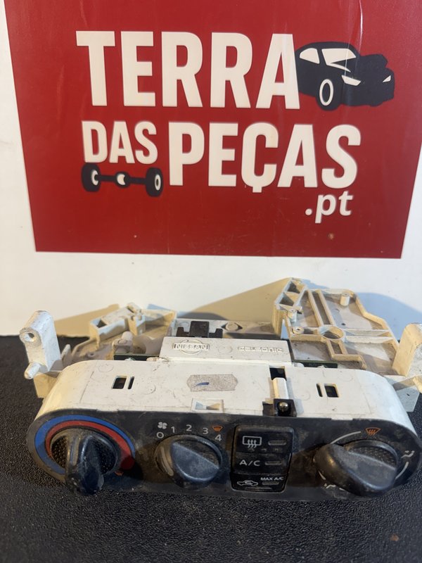 Botao de Sofagem Nissan Almera II 01896001-0447