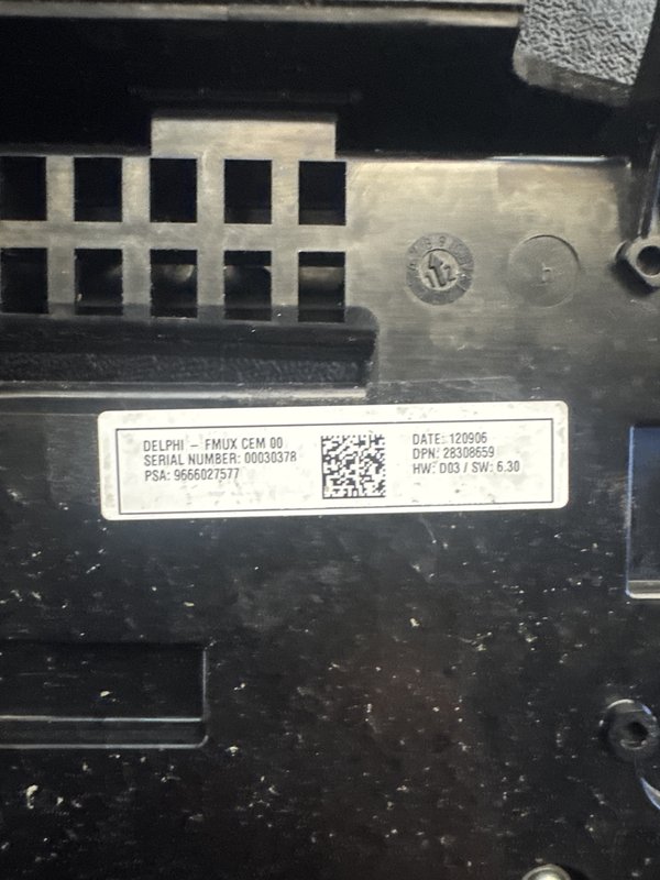 Comandos de Radio Citroen C4 II 9666027577