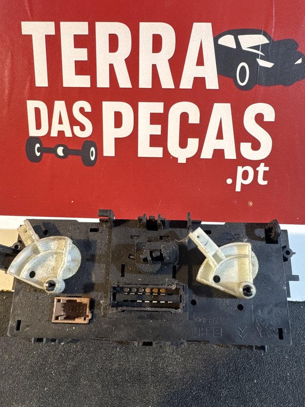 Botao de Sofagem Citroen C3 II 9675400180