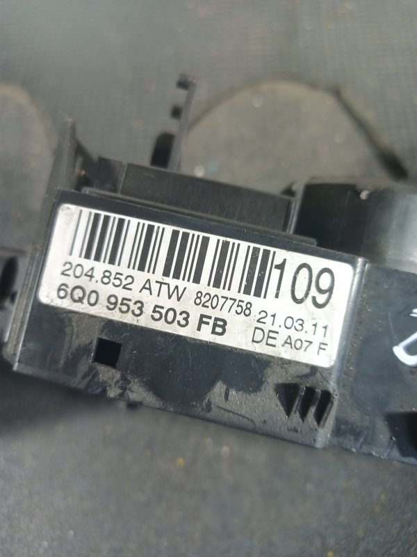 Comutador Manetes Piscas Escovas Grupo VAG 6Q0953503FB