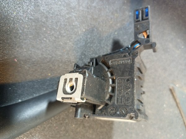 Comutador Manetes Piscas Escovas Grupo VAG 1K0953519A QC2
