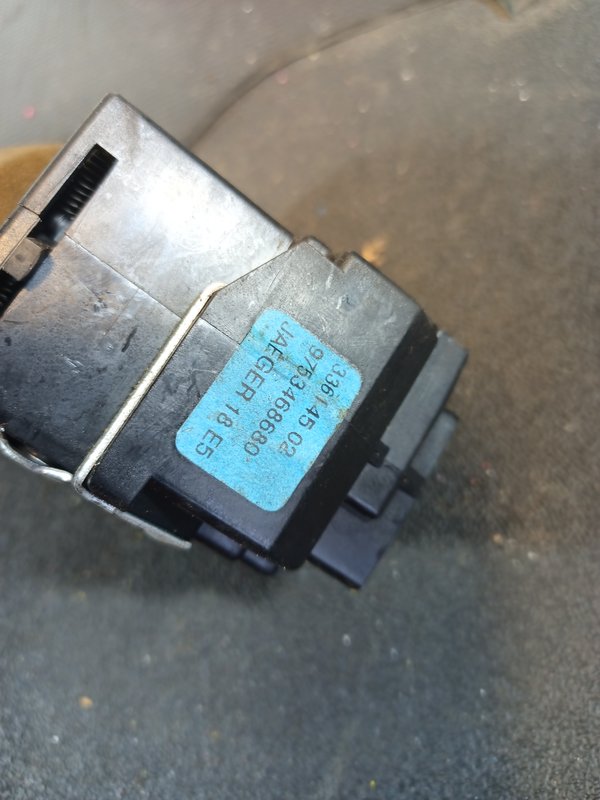 Comutador Manetes Piscas Escovas PEUGEOT 9753468680