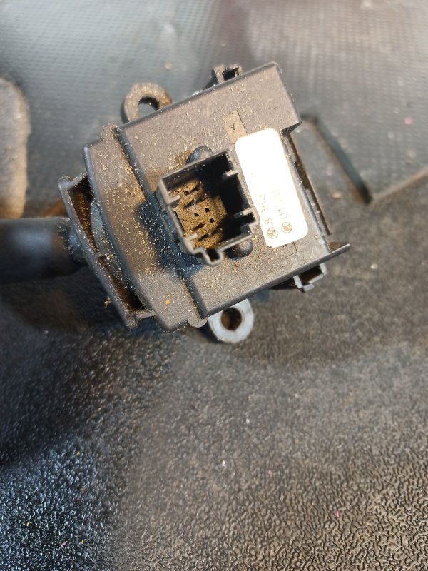 Comutador Manetes Piscas Escovas BMW 8363664M