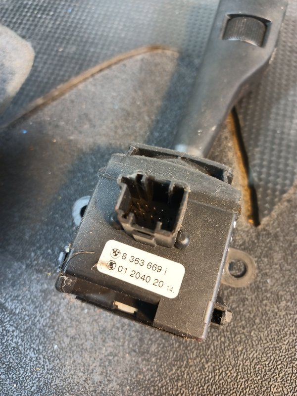 Comutador Manetes Piscas Escovas BMW 8363669I