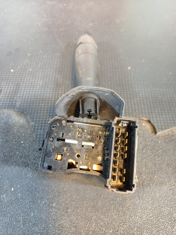 Comutador Manetes (Piscas e Escovas) Grupo Renault 901057668