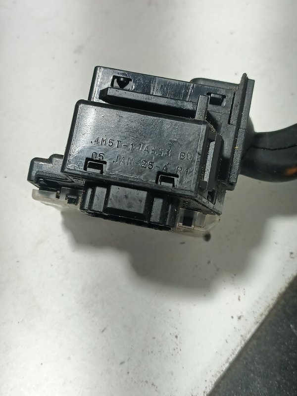 Comutador Manetes Piscas Escovas FORD 4M5T17A553BD