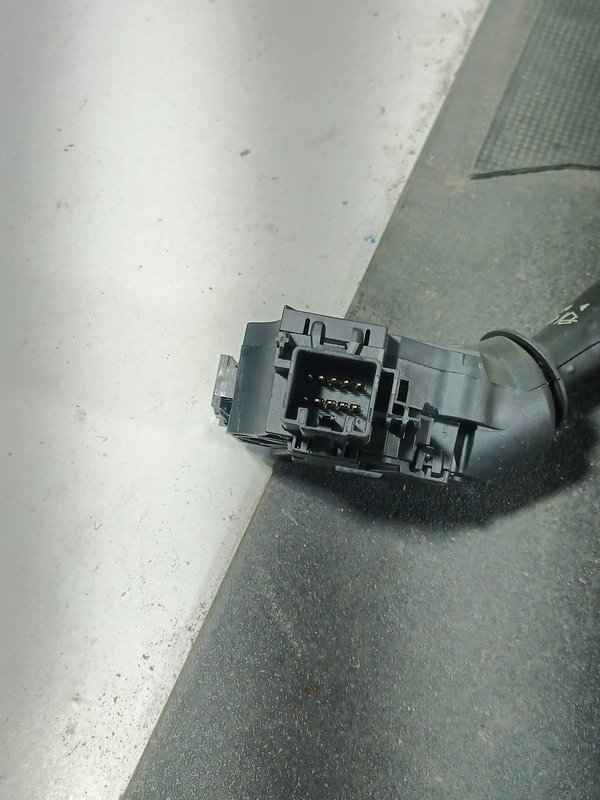 Comutador Manetes Piscas Escovas FORD 8A6T17A553AC