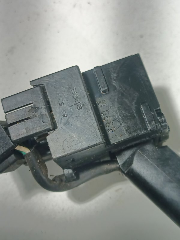 Comutador Manetes Piscas Escovas ROVER M8669