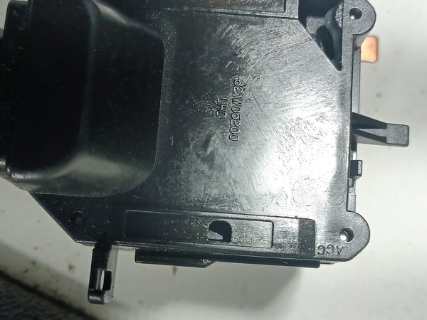 Comutador Manetes Piscas Escovas HYUNDAI 621W05200