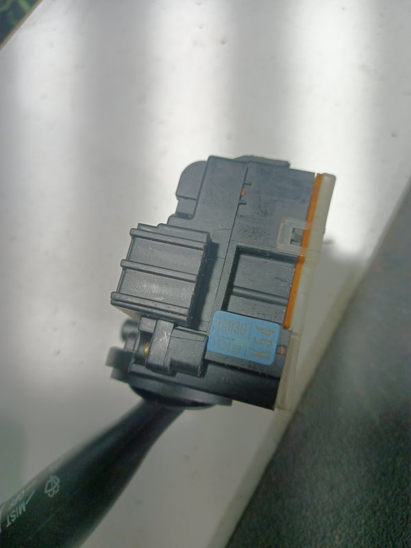 Comutador Manetes Piscas Escovas TOYOTA 1A830173699