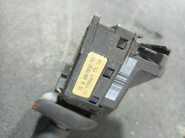 Comutador Limpa Ford Focus I 98AG17A553CC