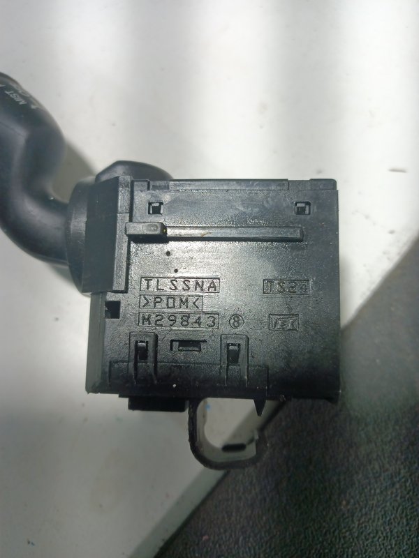 Comutador Manetes Piscas Escovas HONDA M29843
