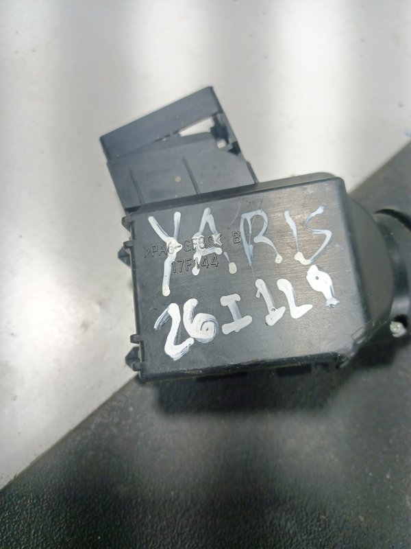 Comutador Manetes Piscas Escovas TOYOTA 0D03017F144