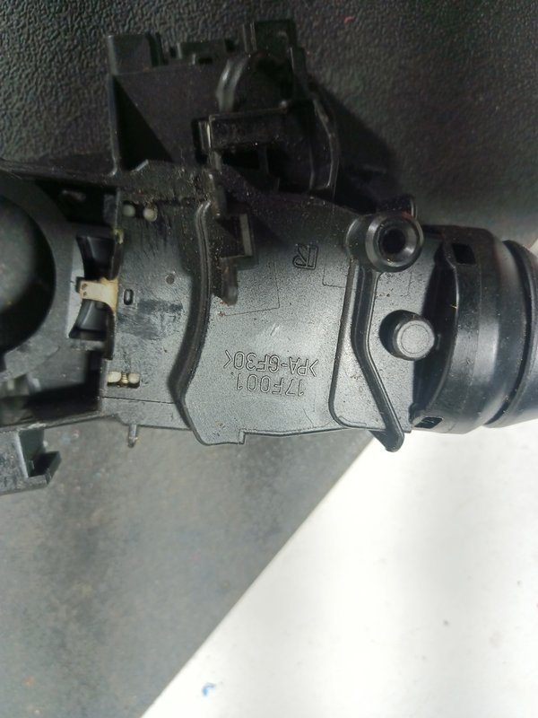 Comutador Manetes Piscas Escovas Grupo PSA 17F001